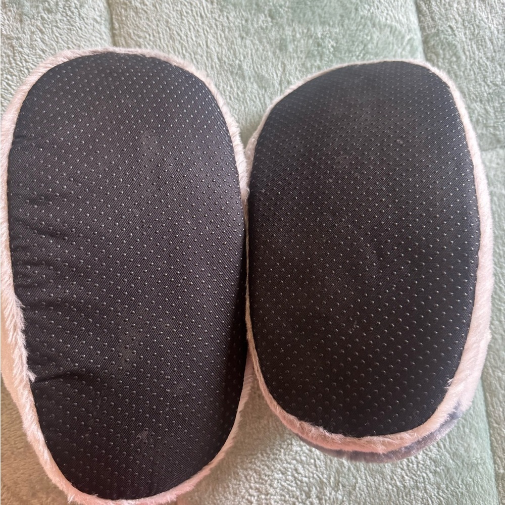 Nike Gray and White Loafers - Picture 7 of 8